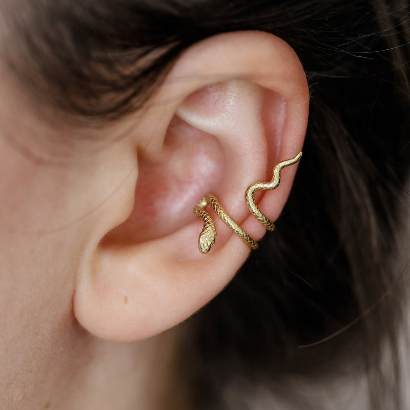 Cobra ear cuff