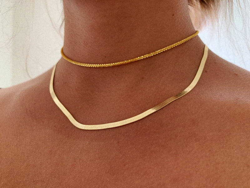 Glow choker