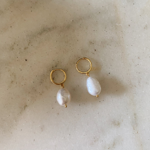 Sensai pearl hoops