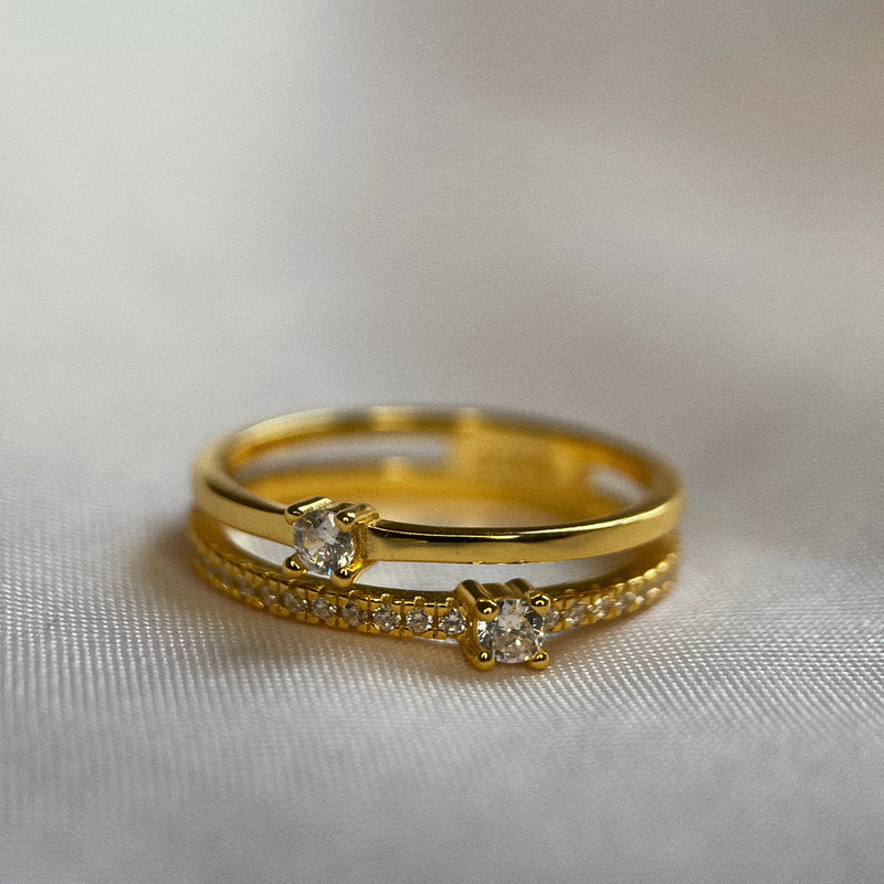 Lucente ring